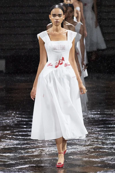 Look 98